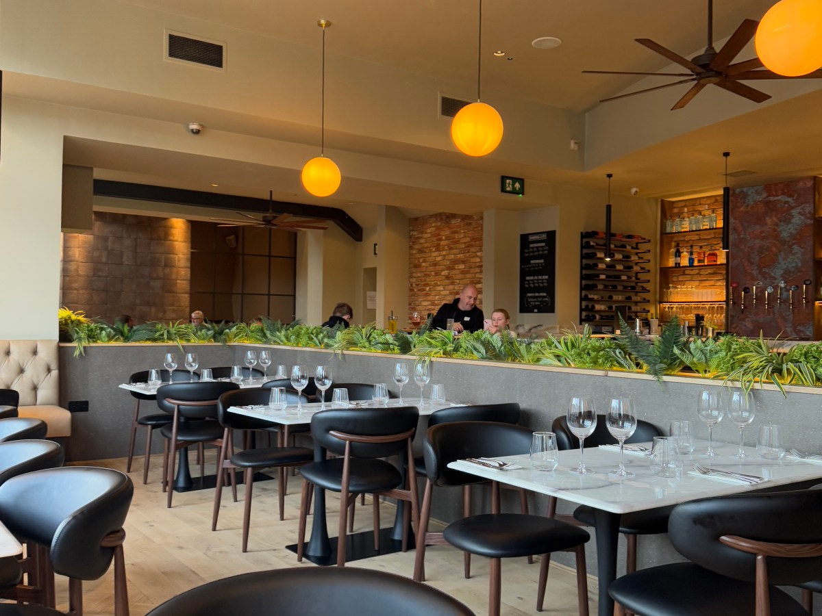 REVIEW: ASH – SUTTON COLDFIELD