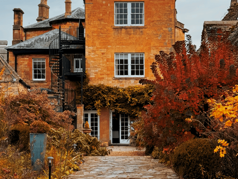 REVIEW: COTSWOLD HOUSE